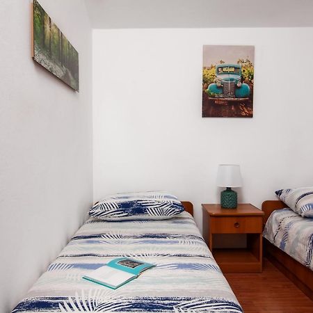 Apartman Tanja Fažana Exteriör bild