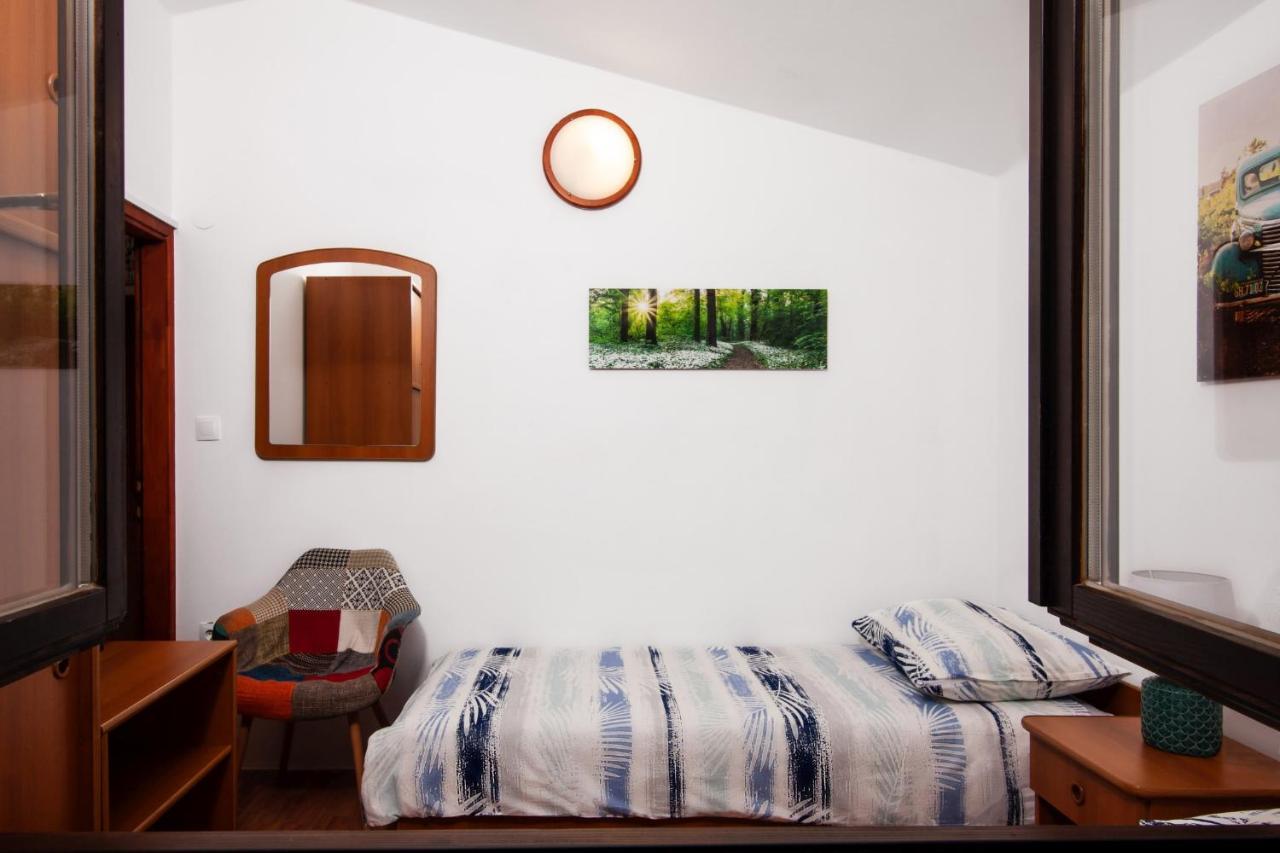 Apartman Tanja Fažana Exteriör bild